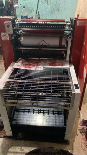 Vinayak Semi Automatic Electric Manual Feed Offset Printing Machine