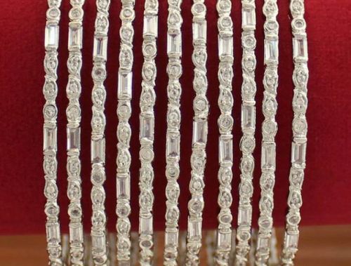 Tarasha Women Alloy Metal Bangle Set