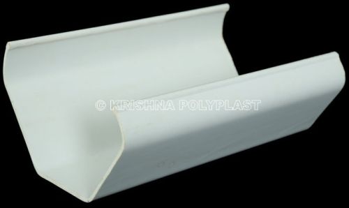 Plastic 106 Grower Feeder Small