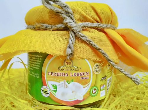 Pechida Lehsun – Tangy Garlic Pickle
