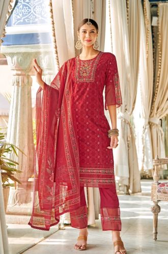 Women Luxe Cotton Embroidery Maroon Chikankari Kurta Set