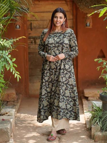 Sutra Ajrakh Hand Block Printed Chudi Sleeves Women Kurta