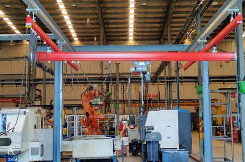 Light Track Cranes, Power Source : Electric