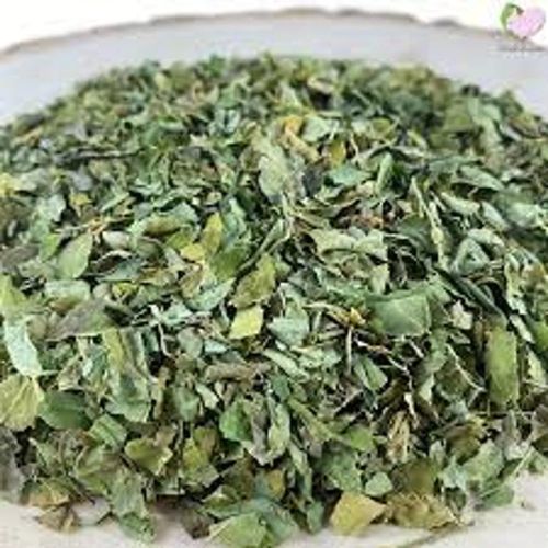 Organic dried moringa leaves, Packaging Type : Green