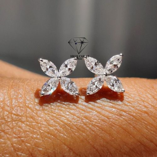 Polished Women Solitaire Marquise Cut Diamond Earring, Color : White