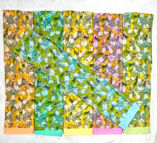 Traditional Designs Ladies Pure Silk Saree, Color : Assorted Colors