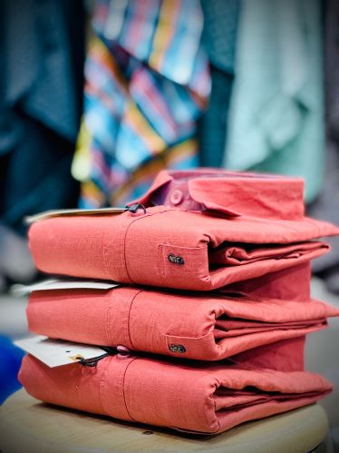 Solid Mens Cotton Plain Shirts for Casual Or Formal Wear