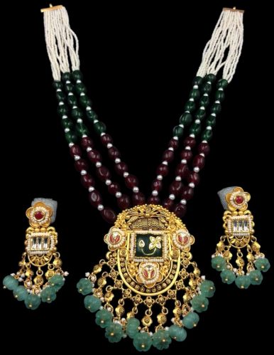 Antique Multicolor Stone Embellished Gold Necklace Set