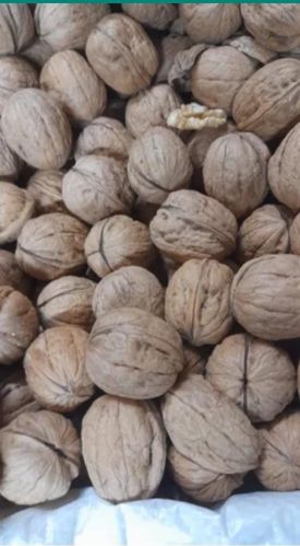 Walnuts, Color : Creamy, Taste : Sweet, Light Sweet