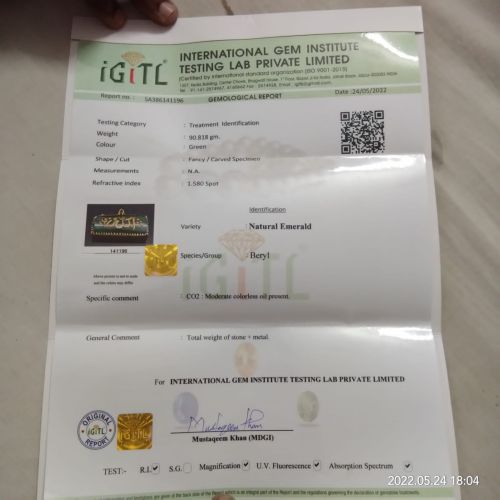 Smooth Polished Gemstone Real Emerald , Color : Green