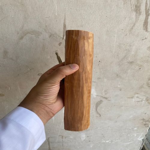 Wood Santalum Album Logs, Brand Name : PUSPANJALI HERBALS