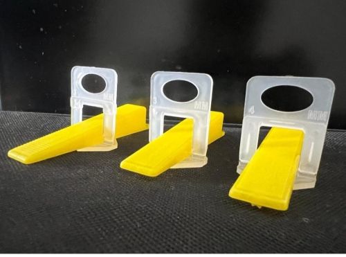 Varudi Enterprise PP-random Tile Leveling System 4mm, Weight : 138gm