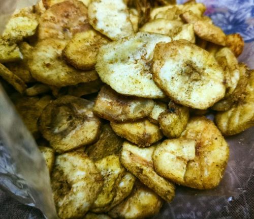 Aarya Flavours Banana Wafers, Color : Brownish for Human Consumption