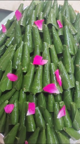 Ghoondi Mitha Pan, Color : Green, Form : Solid for Mouth Freshener