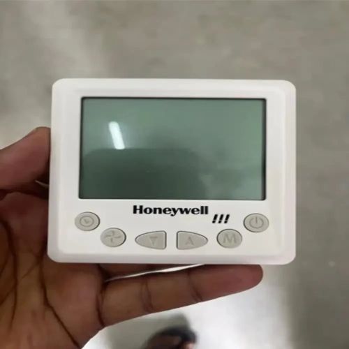 Honeywell Digital Room Thermostat WM428WN for Commercial