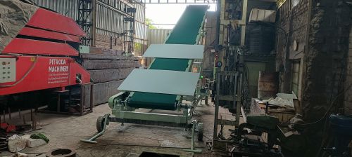 Pitroda Machinery Gypsum Board Loading Conveyor for Industrial