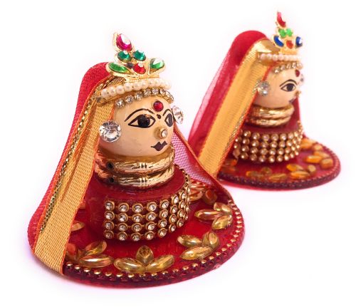 Wooden Decorative Riddhi Shidhi, Packaging Type : Box Packing