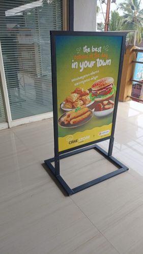 Polished Aluminium Display Stand, Color : Black 3 X 2 Feet