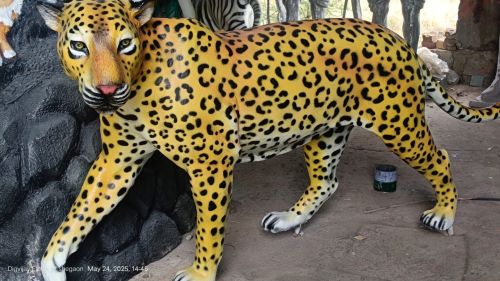 Flo Art Printed Polished Fiberglass Fiber Chita Statue