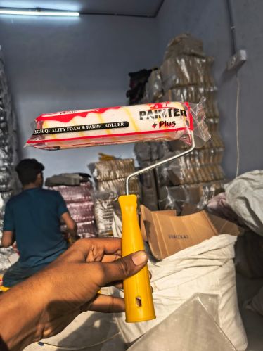 Cotton Plain Yellow Line Paint Roller, Head Shape : Round