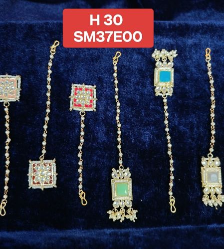 Metal Alloy Long Ladies Maang Tikka, Color : Golden ( Base )