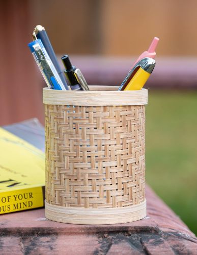 Bamboo Pen Stand, Brand Name : The Crafters, Packaging Type : Brown
