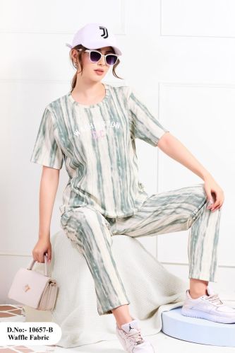 Women’s Waffle Striped Print Night Suit
