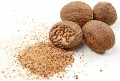 Dried Nutmeg Powder, Color : Brown for Culinary Purposes