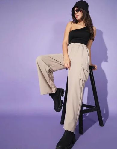 Plain Ladies Sand Color Cargo Pant Casual Wear, Technics : Handloom