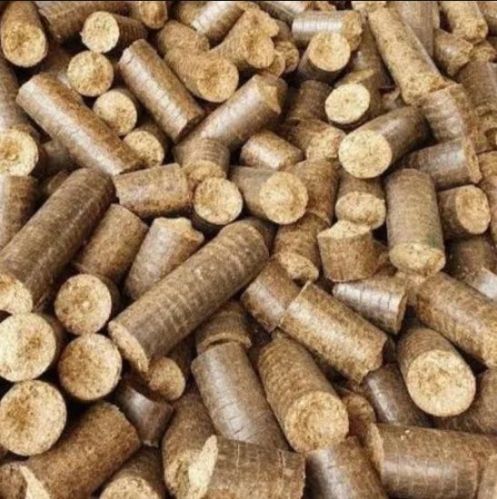 Hard Natural Groundnut Shell Biomass Briquettes, Moisture : 5-10%
