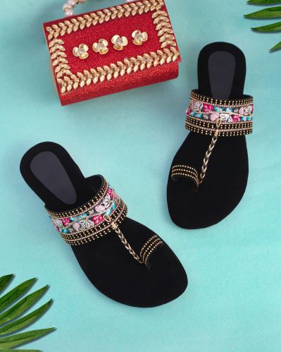 Synthetic Ladies Fancy Footwear, Brand Name : Softstep