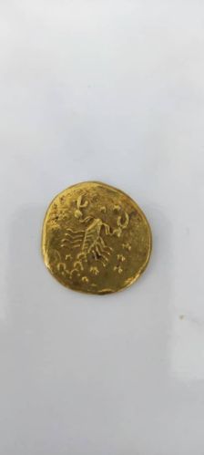 Non Polished Gold Rare Old Coin 35-40cm for Jwellery Use