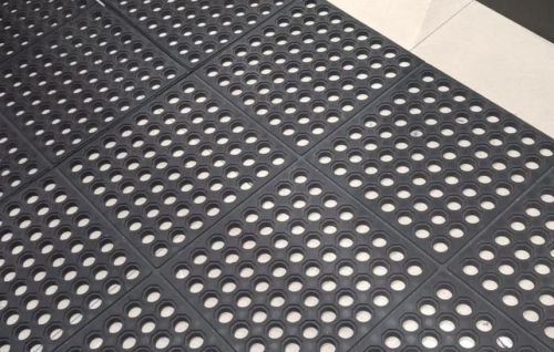Industrial Hollow Rubber Entrance Mat, Color : Black