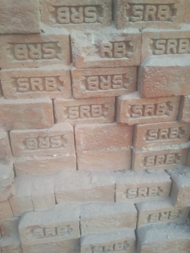 Clay Polished Bricks, Brand Name : RRR, Packaging Type : Red