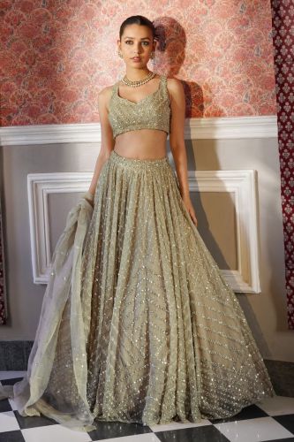 Yura Georgette Ladies Wedding Wear Lehenga Choli, Color : Beige