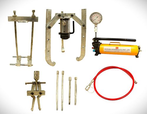 Two three jaw puller