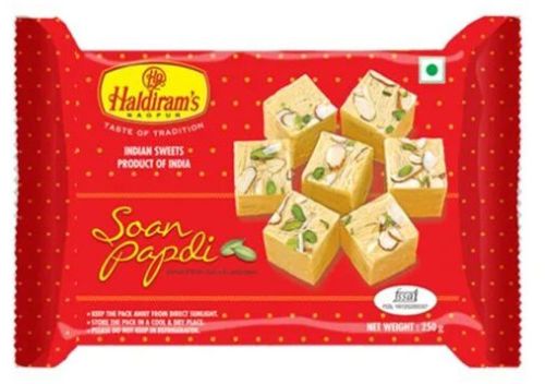 Flaky Soan Papdi, Packaging Type : Box