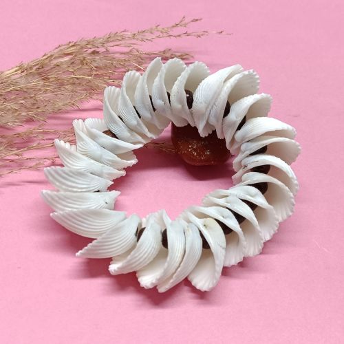 Natural White Seashell Beaded Bracelet, Brand Name : NIPSTec