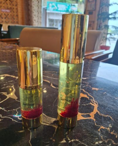 Crocus Sativus Saffron Flower Serum for Face, Skin Perfection