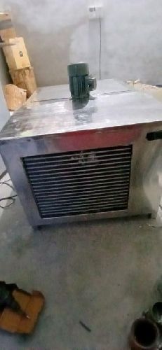 Electrical Semi Automatic 800 Piece Per Hour Kulfi Machine