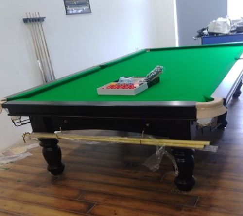 Wooden International Model Snooker Table