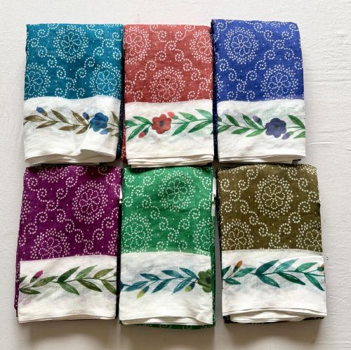 Ladies Digital Printed Bandhani Saree, Brand Name : Saurya Life Style