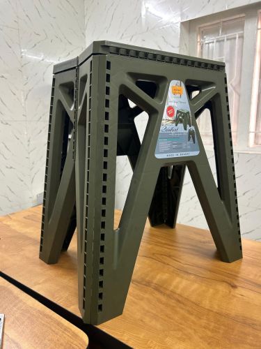 Plain Polished Plastic Folding Stools, Color : Silver