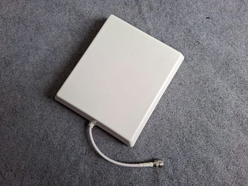 698 to 2700 Mhz High-Quality ABS Plastic 7 dBi Panel Antenna