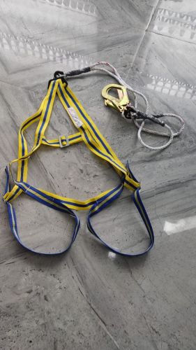 Full Body Safety Harness, Color : Red, Yellow Belt