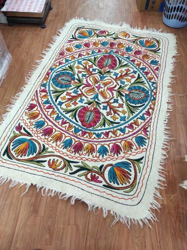 Printed Woolen Namda Rug, Color : Multicolor Multisizes
