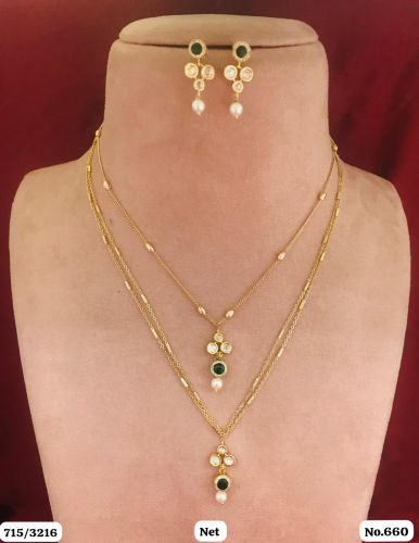 Brass (Base Metal) Gold Plated Necklace Set, Brand Name : Vishva Exim