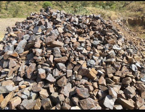 Magnetite Iron Ore Lumps, Packaging Type : Plastic Bags