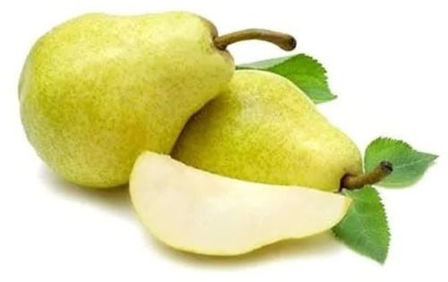 Green Organic Fresh Pears for Human Consumption