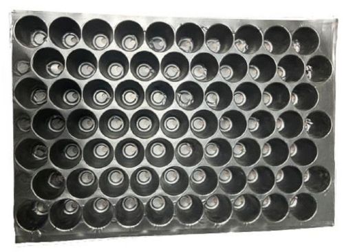 Plain Polished Plastic 70 Cavity Round Seedling Tray
